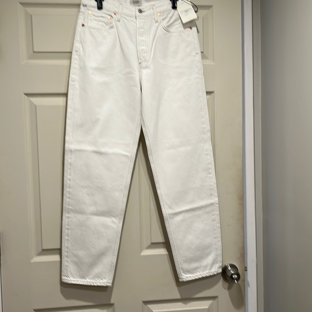 Citizens of Humanity, white denim jeans size 27.